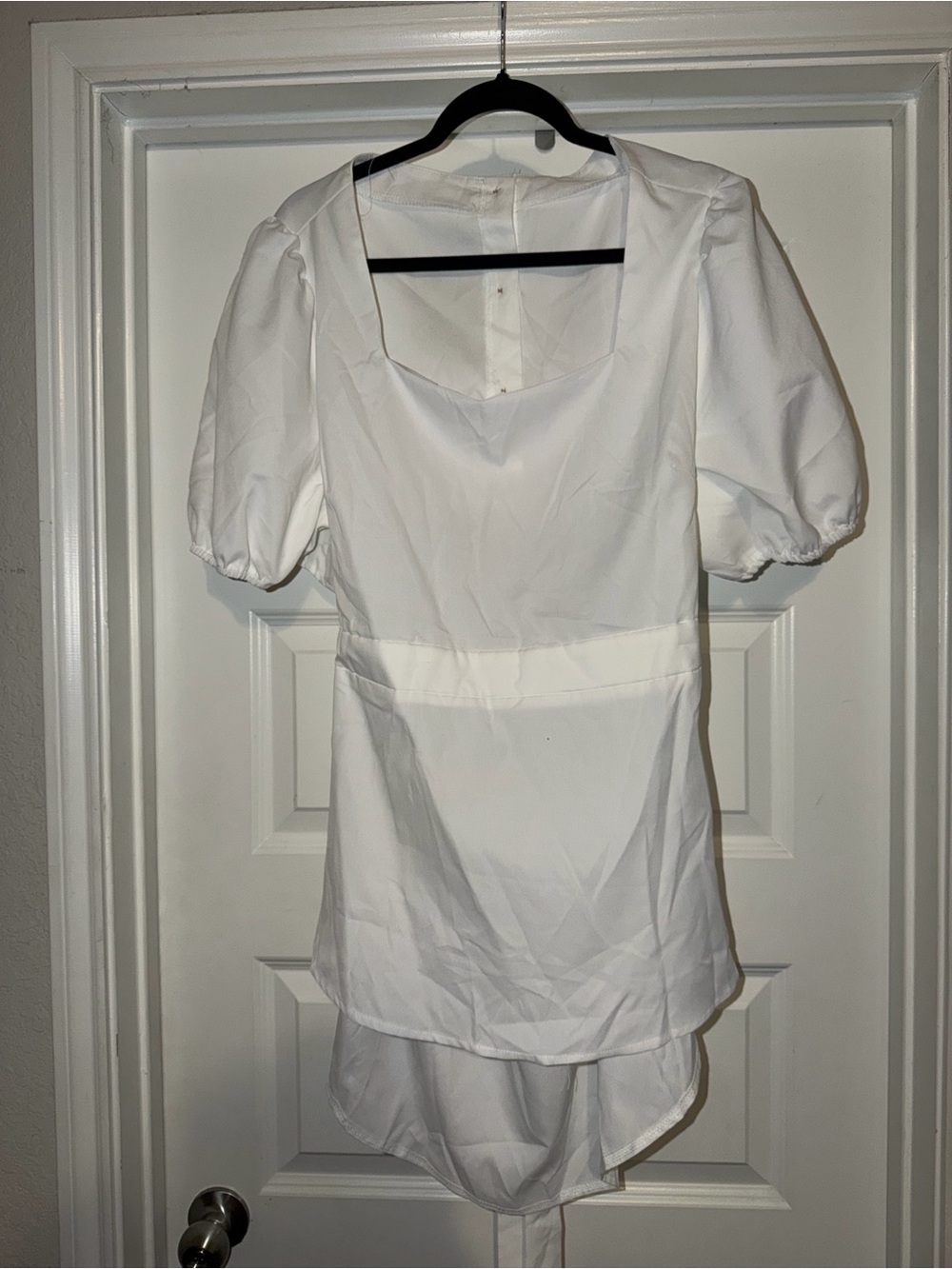 SHEIN White Square Neck Puff Sleeve Blouse